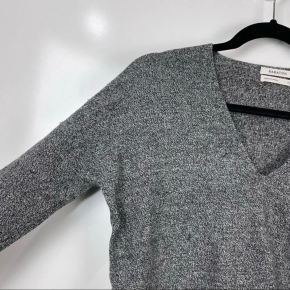Aritzia Babaton Wool Linen Blend V-Neck Sweater Grey Women’s Size Small - Picture 3 of 11